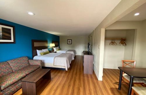 Temple Hotel | Pet-Friendly Stratford House Inn & Suites in Temple