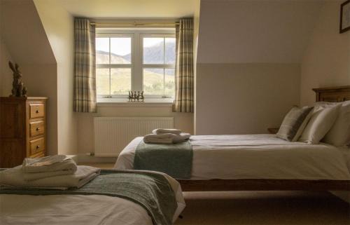 Breakish House | Exceptional Strath Glebe: Child-Friendly 4-Star Retreat