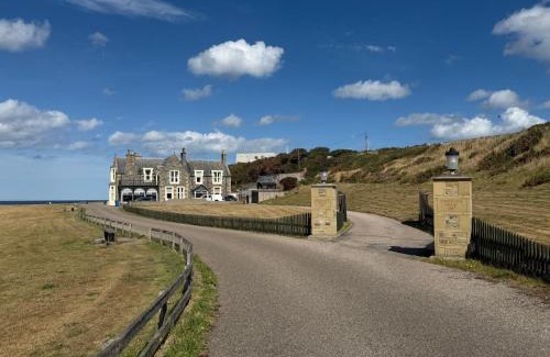 Buckie House | Strathlene House Retreat - 5 Bedrooms