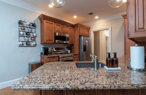 Wardsboro House | Ultimate Family Getaway at Stratton + Mt. Snow with Hot Tub