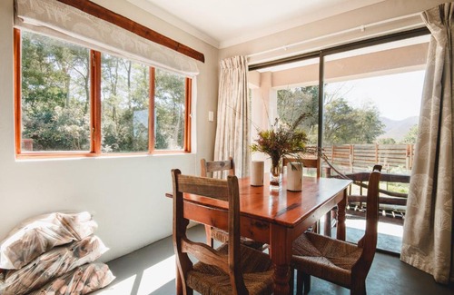 Heidelberg House | Relax at Strawberry Hill Farm: Pool & Family-Friendly Fun