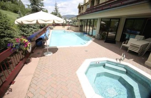 Beaver Creek Condo | Experience Strawberry Park: Ski-In/Ski-Out in Beaver Creek