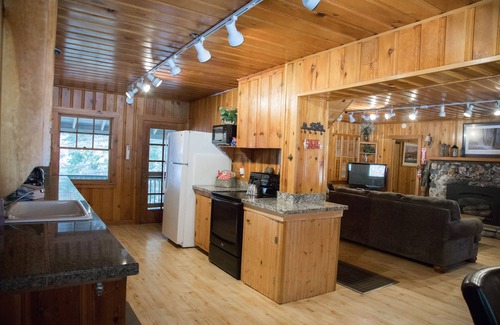 Strawberry Cabin | Riverfront Estate at Strawberry: Guest Rated 9.8/10!