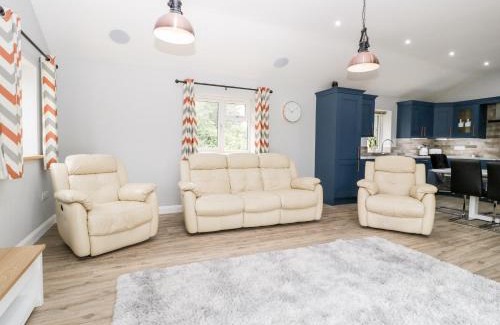 Congresbury House | Inviting Strawberry Stables: Rated 9.4/10 by Guests