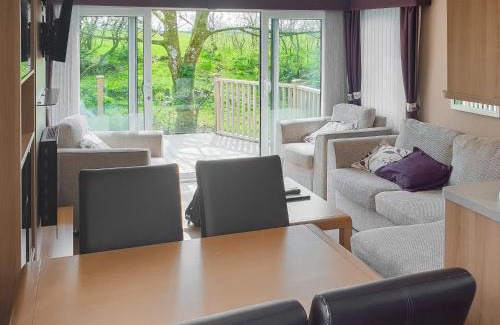 Lamplugh House | Scenic Stream Side View - Family & Pet-Friendly Retreat