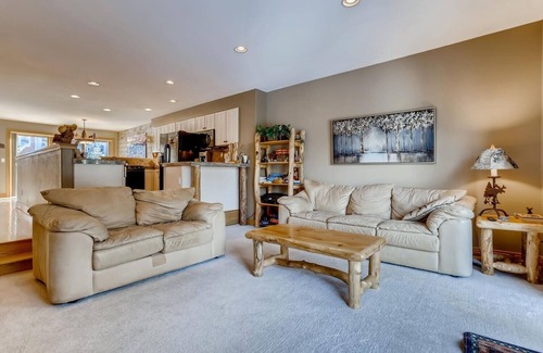 Frisco Condo | Highly Rated Streamside 333A with Spa and Breakfast Options