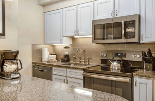 Vail Apartment | Inviting Streamside at Vail 1BR Condo with Scenic Views
