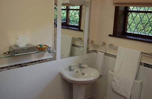 Fersfield Bed & Breakfast | Strenneth Guesthouse