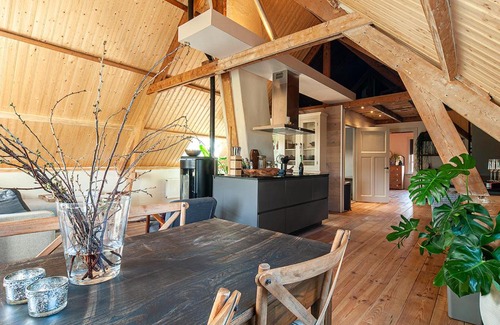 Municipality of Berkelland Apartment | Pet-Friendly Stroeckmanhoeve: Cozy Stay with Hot Tub & Dining