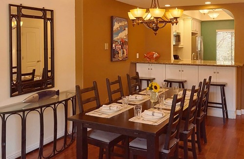 Avalon Condo | Beachside Retreat: Relax with Ocean Views & Hot Tub