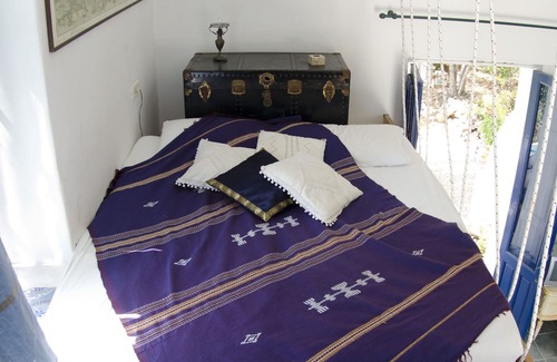 San Vincenzo House | Stromboli: A Coastal Retreat by Sea and Volcano