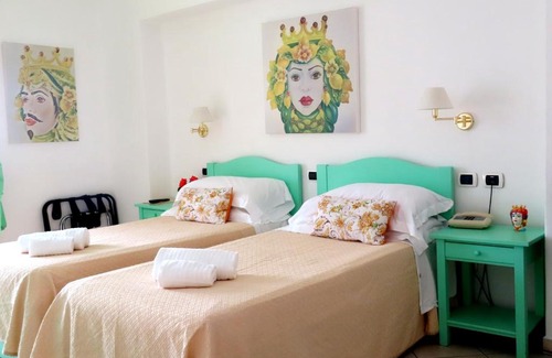 San Vincenzo Hotel | Discover Stromboli Trekking Accommodation with Ocean Views