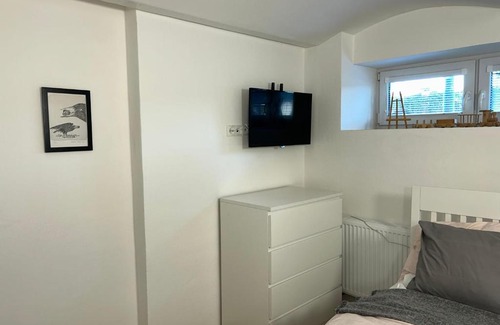 Breclav Apartment | Pet-Friendly Retreat at Stromořadní 17 - Rated 8.7/10