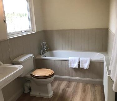 Alness House | Pet-Friendly Retreat at Strone - Guest Rated 9/10