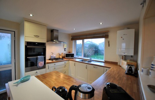 Pittenweem House | Stronvar: Coastal Retreat with Spectacular Sea Views