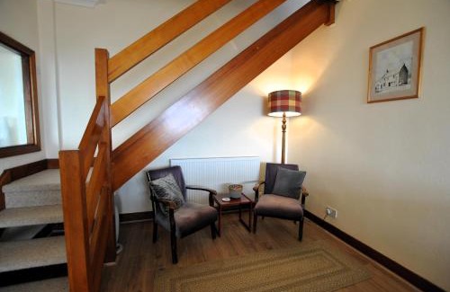 Pittenweem House | Stronvar: Coastal Home with Breathtaking Sea Views