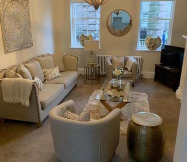Berwick-upon-Tweed Apartment | Strother's Townhouse: Family-Friendly Oasis with 9.7 Rating