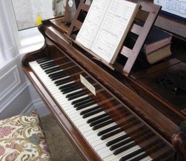Buckie Bed & Breakfast | Elegant Struan House: Pet-Friendly Stay with Top Amenities