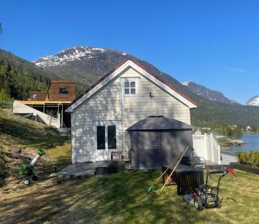 Stryn House | Unforgettable Stay at Stryn Golden Resort - Pet Friendly