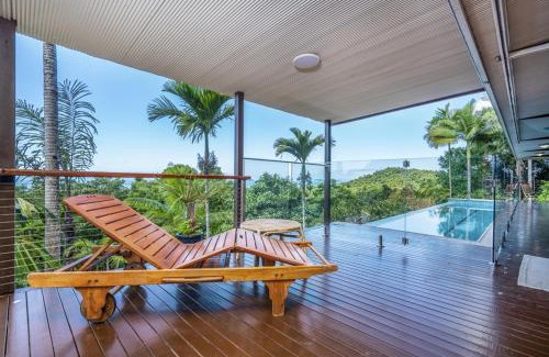 Mission Beach House | Discover Stu's Lookout: Child-Friendly Oasis with Pool
