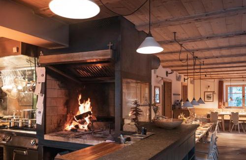 Chiemgau Hotel | Experience STUBN in der Frasdorfer Hütte - Rated 9.6/10