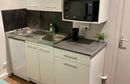 Besancon Old Town Apartment | Budget-Friendly Studette in the Heart of the City