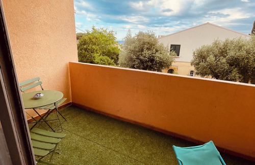 Ville-di-Pietrabugno Apartment | Beachside Studio Just 3 Minutes from the Shore
