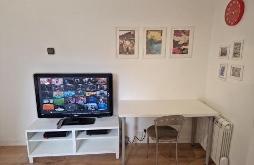 Orsay Apartment | Convenient Studio near RER B at Le Guichet for Families