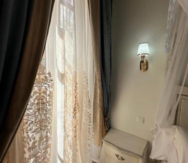 Centre Historique Apartment | Cozy Studio à Baldaquin du Cloitre – Perfect for Families