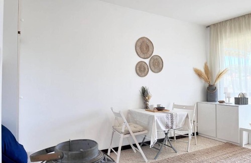 La Faviere Apartment | Cozy Studio in Bormes-les-Mimosas with Pool & Beach Access