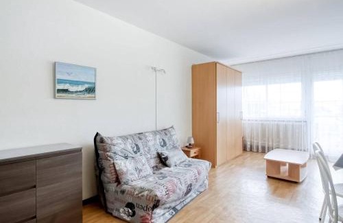 Eaux-Bonnes Apartment | Cozy Studio with Mountain View, Pet-Friendly & Family Oriented