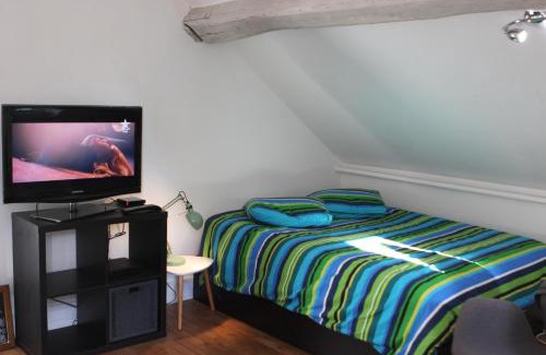 Rambouillet Apartment | Inviting Studio à Rambouillet - Guest Rated 9/10