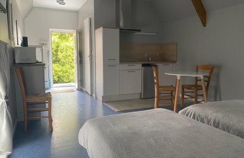 Vierville-sur-Mer House | Pet-Friendly Studio Overlooking the Beach in Vierville