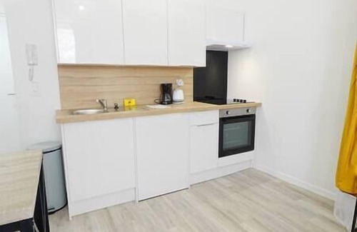 Arras Apartment | Studio 1: around the belfry