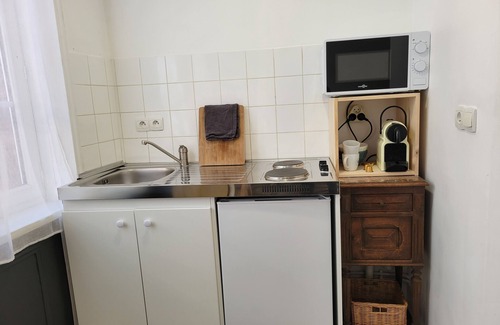 Cambrai Apartment | Family-Friendly Studio 1 du Temple for Memorable Stays