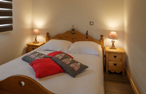 Mijoux Apartment | Cozy Studio for 2 with Kitchen & Breakfast - Rated 9/10