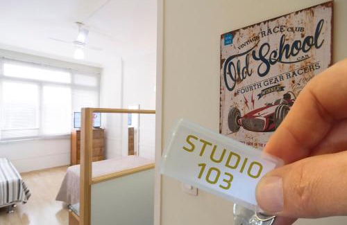 Historic Center Apartment | Pet-Friendly Retreat: Studio 103 for Your Family Getaway