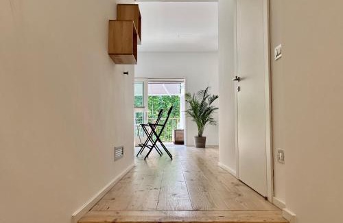 Treviso Apartment | Studio 14: Oceanfront Getaway with Included Bicycles
