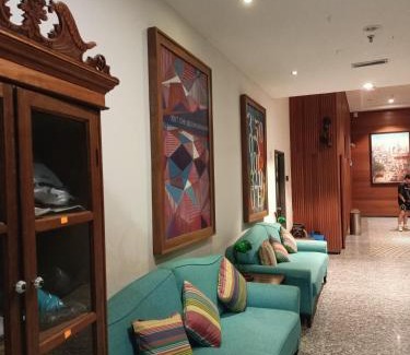 Seksyen 14 Apartment | Inviting Studio 14 with Pool in Shah Alam City Awaits You