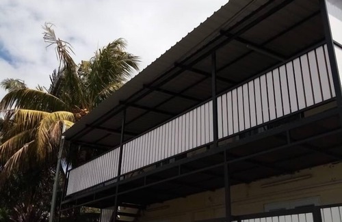 Mahebourg Apartment | Guest Rated: 10/10 Studio with Pool and Kitchen Amenities