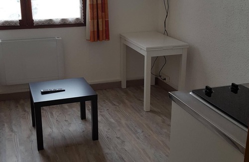 Les Orres Apartment | Ideal Studio with Pool Access and 5 Cozy Beds
