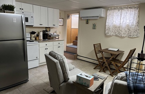 St. Albans Apartment | Studio 19A: Guest Rated 9.8 with Pool & Spa Amenities