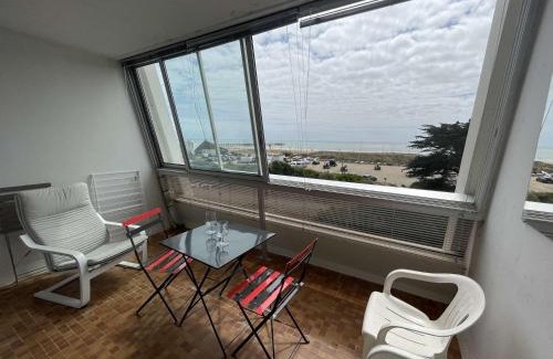 Saint-Jean-de-Monts Apartment | Cozy Appartement in Saint-Jean-de-Monts for 2 Guests