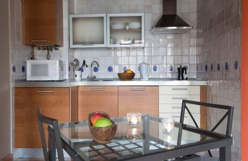 Haro Apartment | Family-Friendly Studio in Haro, La Rioja with Spa Access