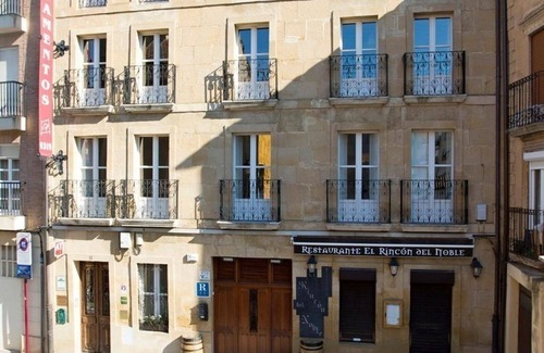 Haro Apartment | Family-Friendly Studio in Haro, La Rioja with Spa Access