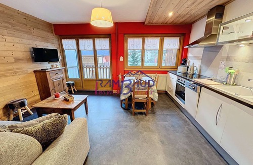 Valloire Apartment | Cozy Studio for 2 in Heart of the Village - Guest Rated 9.6