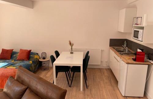Plein Sud Apartment | Explore Studio 2 RDC Henriville - Guest Rated 9.1/10
