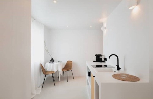 Lauben Apartment | Family-Friendly Stay at Studio 2 - S4 Design Studios