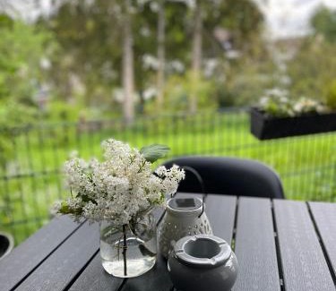 Bergisch Gladbach Apartment | Pet-Friendly Studio 20for2 Near Cologne - Rated 9.4/10