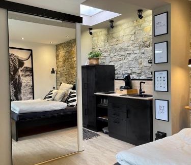 Bergisch Gladbach Apartment | Pet-Friendly Studio 20for2 Near Cologne - Rated 9.4/10